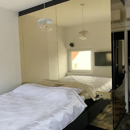 Maison Noire Westende-bad Incl Parking & Ontbijt Bed & Breakfast *